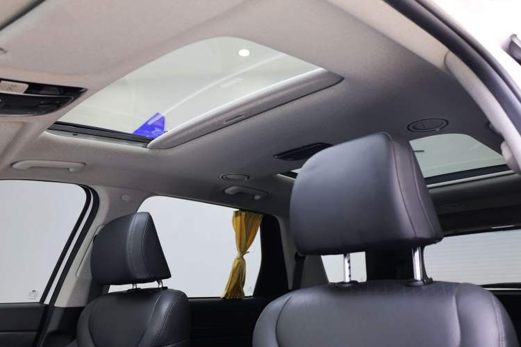 Used Hyundai Palisade 2021 3.5L Automatic 4x4 GLS Headliner