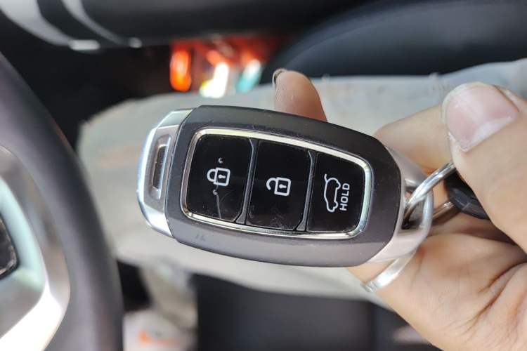Used Hyundai Palisade 2021 3.5L Automatic 4x4 GLS Interior 1
