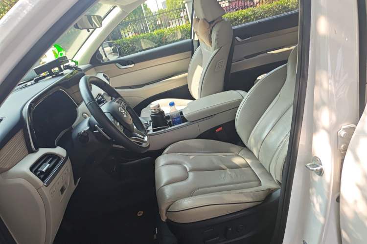 Used Hyundai Palisade 2021 3.5L Automatic 4x4 GLS Left Front Seat
