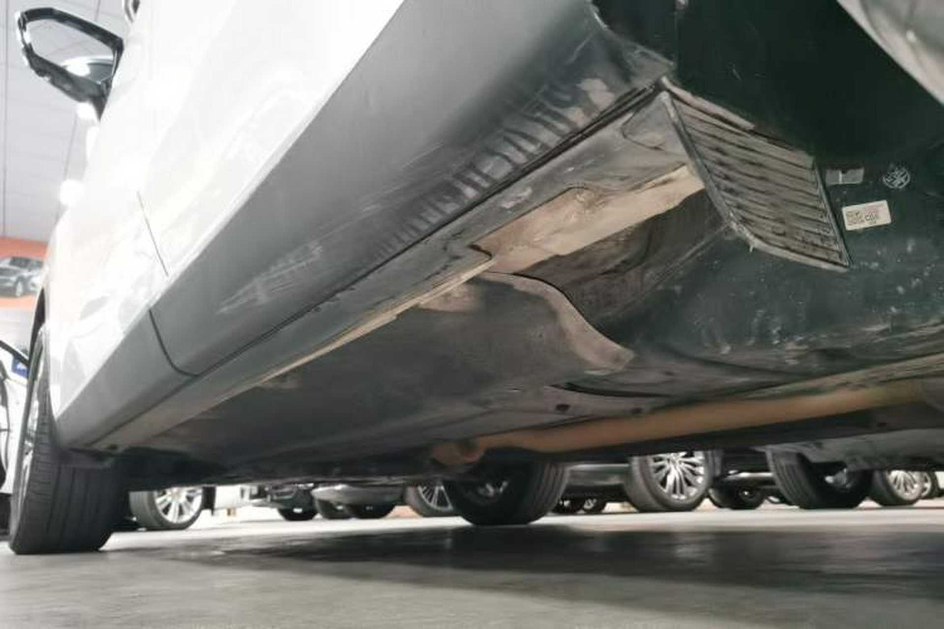 Used Hyundai Palisade 2021 3.5L Automatic 4x4 GLS Left Side Sill