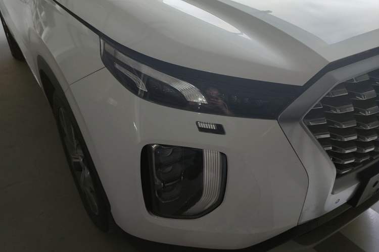 Used Hyundai Palisade 2021 3.5L Automatic 4x4 GLS Right Front Headlight