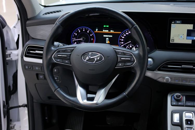 Used Hyundai Palisade 2021 3.5L Automatic 4x4 GLS Steering Wheel