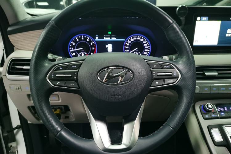 Used Hyundai Palisade 2021 3.5L Automatic 4x4 GLS Steering Wheel