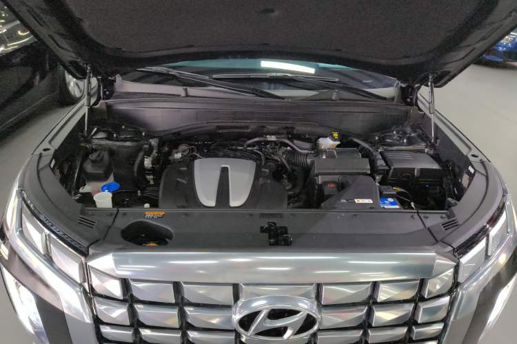 Used Hyundai Palisade 2023 3.5L Automatic All-Wheel Drive Calligraphy Engine Bay