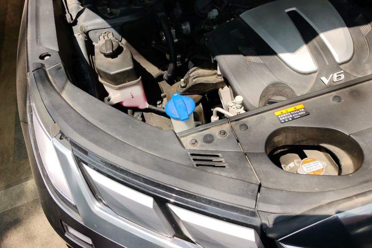 Used Hyundai Palisade 2023 3.5L Automatic 4x4 the Appreciator Plus Version Engine Bay Right