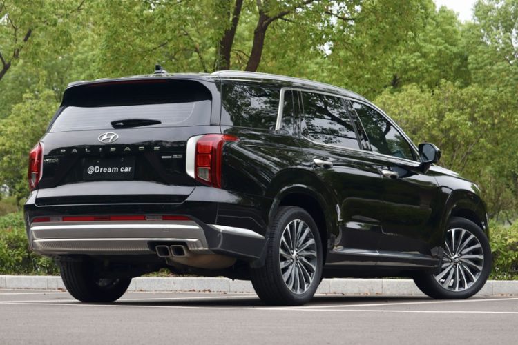 Used Hyundai Palisade 2023 3.5L Automatic All-Wheel Drive Calligraphy Exterior 4