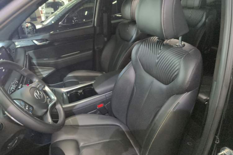 Used Hyundai Palisade 2023 3.5L Automatic All-Wheel Drive Calligraphy Left Front Seat