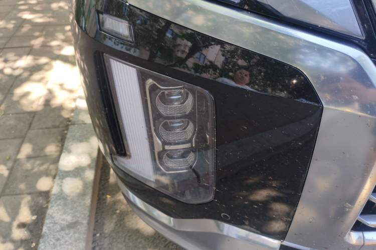 Used Hyundai Palisade 2023 3.5L Automatic 4x4 the Appreciator Plus Version Right Front Headlight