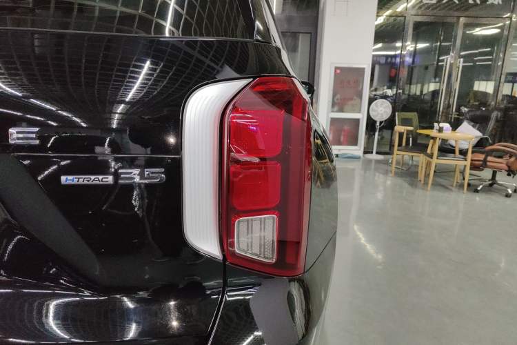 Used Hyundai Palisade 2023 3.5L Automatic All-Wheel Drive Calligraphy Right Rear Taillight