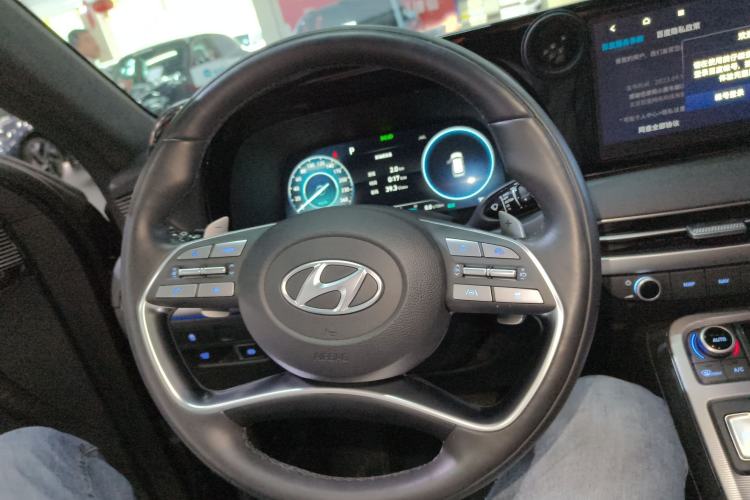 Used Hyundai Palisade 2023 3.5L Automatic All-Wheel Drive Calligraphy Steering Wheel