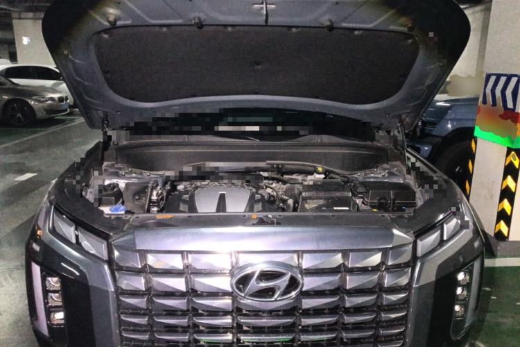 Used Hyundai Palisade 2023 3.5L Automatic 4x4 the Appreciator Plus Version Engine Bay