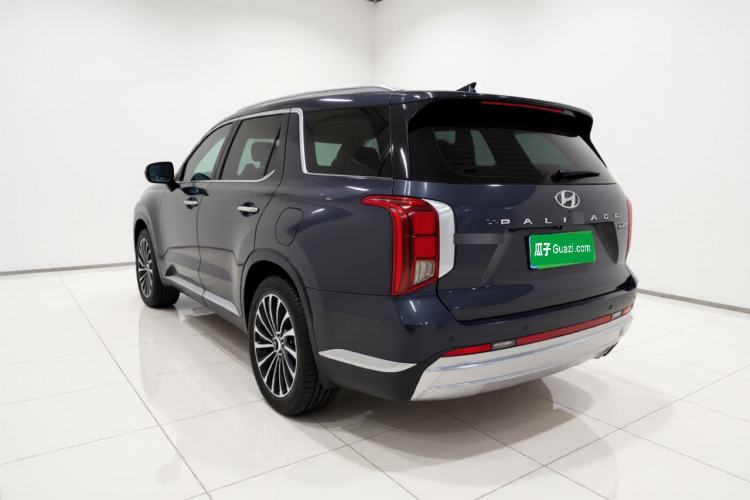 Used Hyundai Palisade 2023 3.5L Automatic 4x4 the Appreciator Plus Version Exterior 2