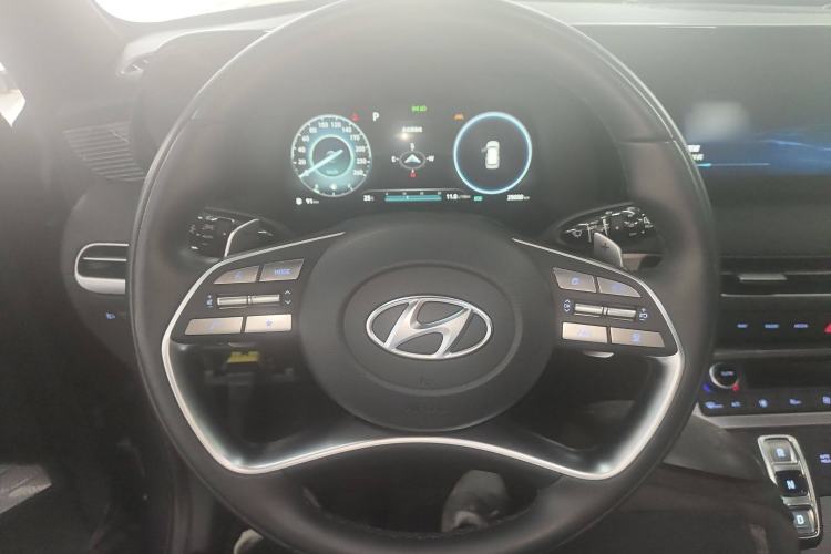 Used Hyundai Palisade 2023 3.5L Automatic All-Wheel Drive Calligraphy Steering Wheel