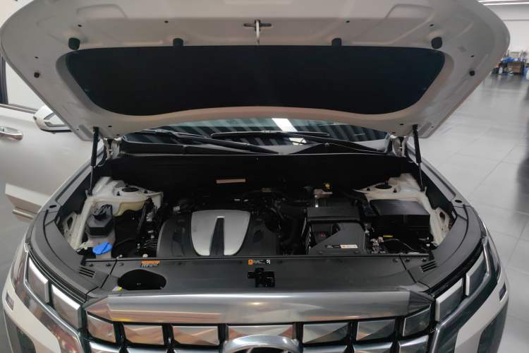 Used Hyundai Palisade 2023 3.5L Automatic All-Wheel Drive Calligraphy Engine Bay