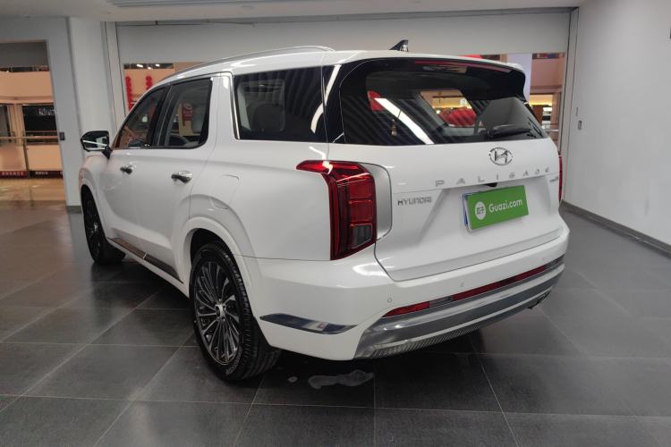 Used Hyundai Palisade 2023 3.5L Automatic All-Wheel Drive Calligraphy Exterior 2