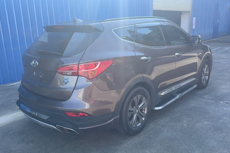 Used Hyundai Santa Fe 2015 2.0T Automatic Two-Wheel Drive Smart Version 5 Seats Exterior 3