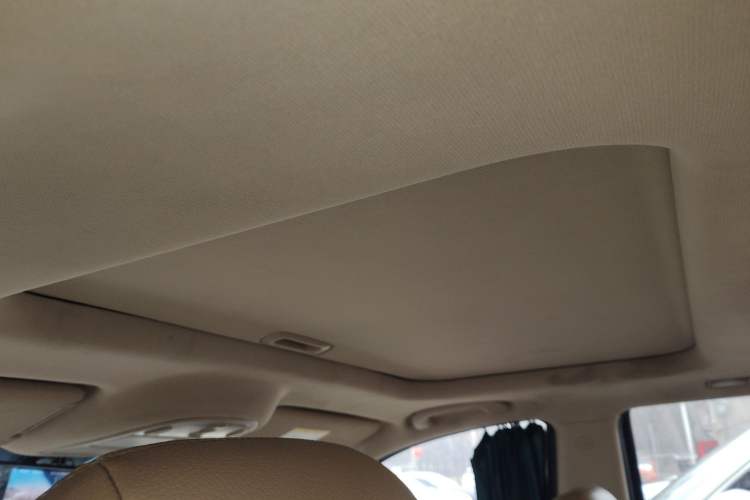 Used Hyundai Santa Fe 2010 2.4 Ultimate Edition 7-Seater Four-Wheel Drive Headliner
