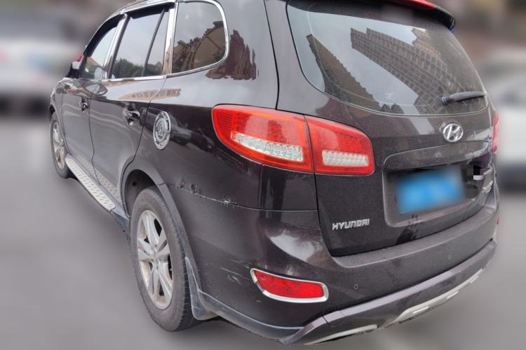 Used Hyundai Santa Fe 2010 2.4 Ultimate Edition 7-Seater Four-Wheel Drive Rear Left 45 Deg