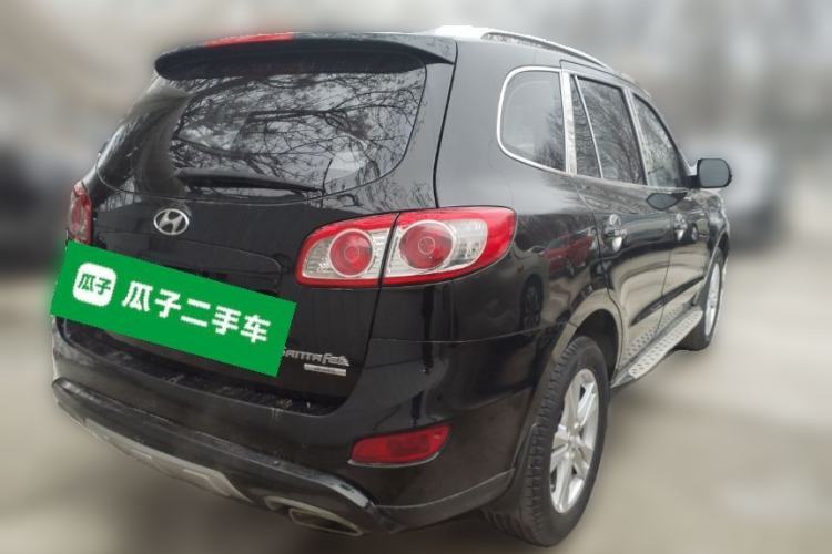 Used Hyundai Santa Fe 2010 2.4 Ultimate Edition 7-Seater Four-Wheel Drive Rear Right 45 Deg