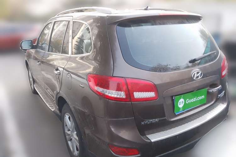 Used Hyundai Santa Fe 2010 2.4 Ultimate Edition 7-Seater Four-Wheel Drive Rear Left 45 Deg