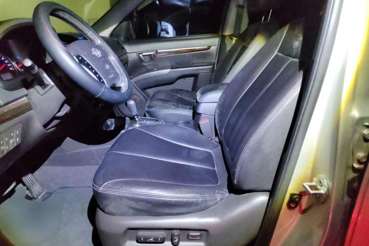 Used Hyundai Santa Fe 2010 2.4 Luxury Edition 7-Seater Four-Wheel Drive Left Front Seat