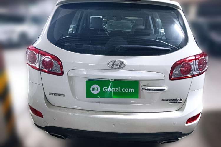 Used Hyundai Santa Fe 2010 2.4 Ultimate Edition 7-Seater Four-Wheel Drive Rear