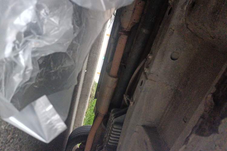 Used Hyundai Santa Fe  Chassis Front Left