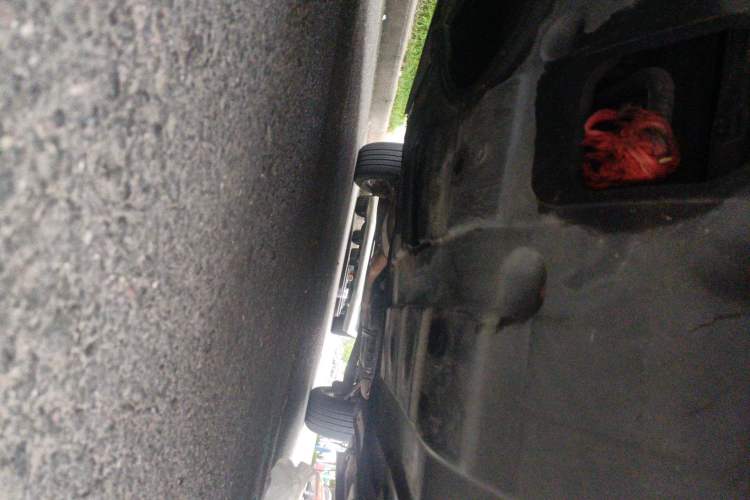 Used Hyundai Santa Fe  Chassis Front