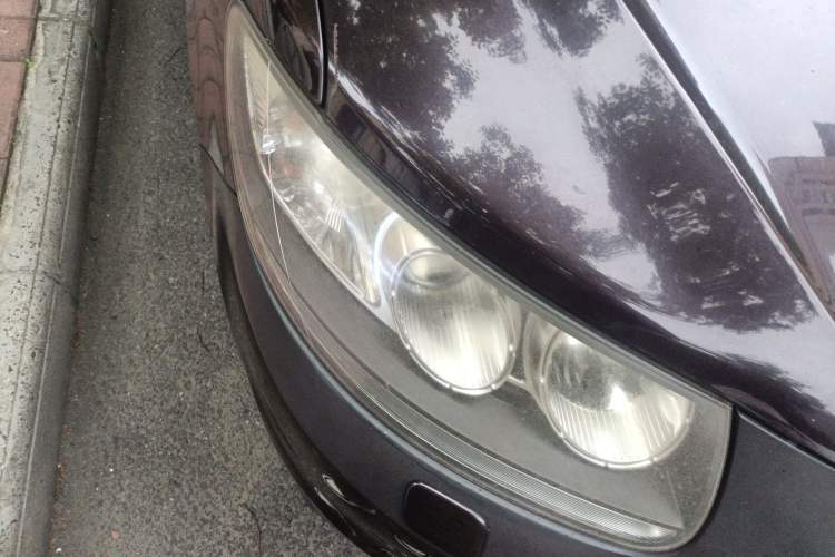 Used Hyundai Santa Fe  Right Front Headlight