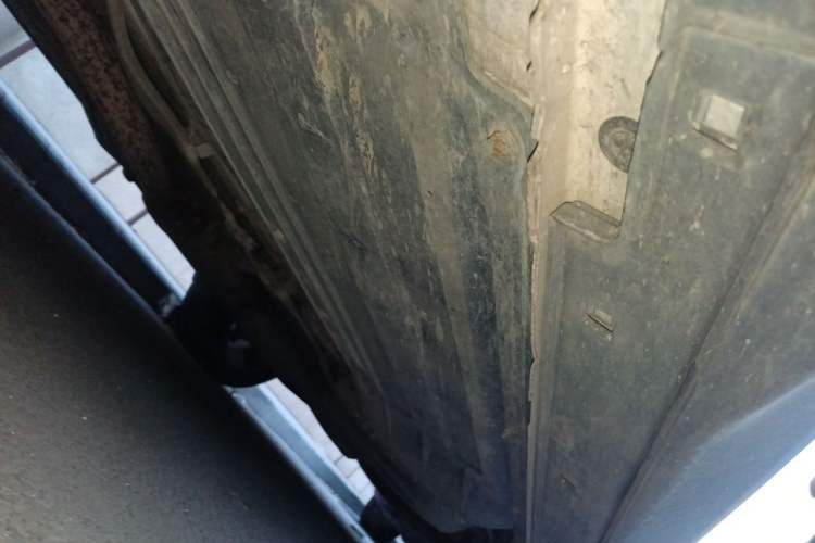 Used Hyundai Santa Fe  Chassis Front Left