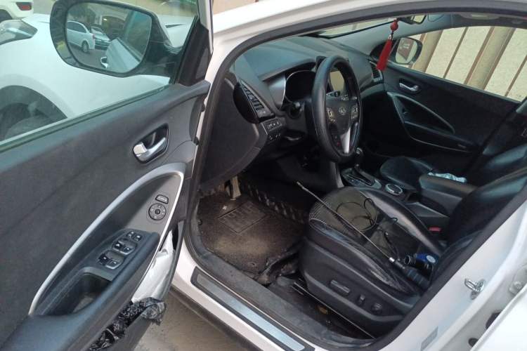 Used Hyundai Santa Fe  Driver Seat