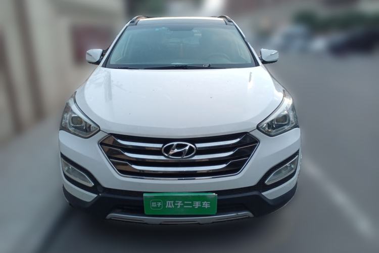 Used Hyundai Santa Fe  Front