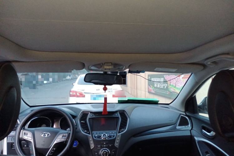 Used Hyundai Santa Fe  Headliner