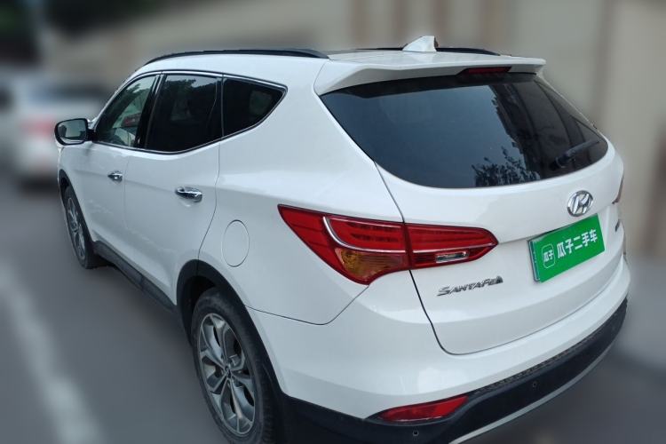 Used Hyundai Santa Fe  Rear Left 45 Deg