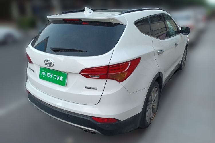 Used Hyundai Santa Fe  Rear Right 45 Deg