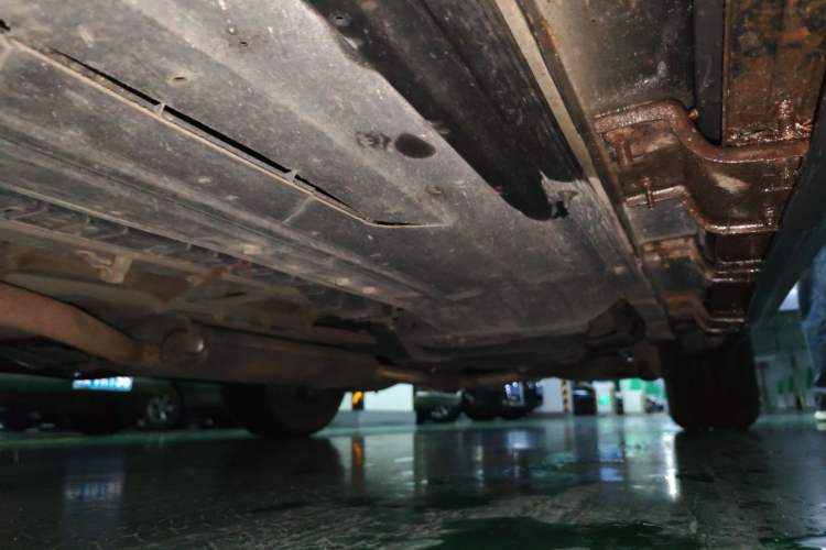Used Hyundai Santa Fe 2013 2.4L Automatic 2WD Comfort Edition Chassis Front Left