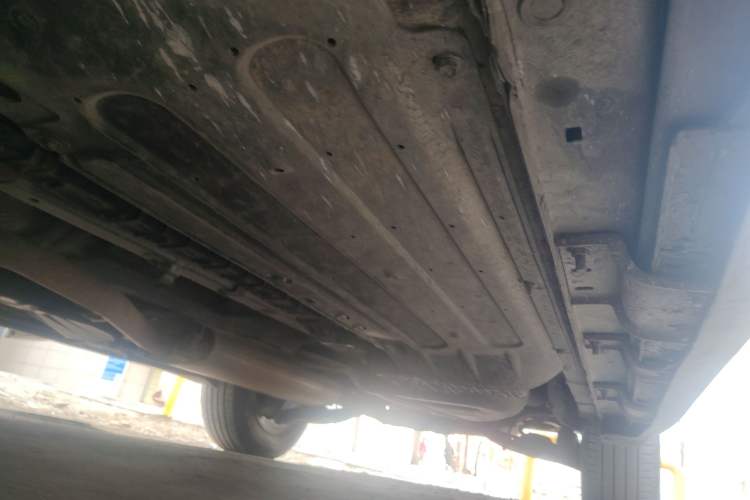 Used Hyundai Santa Fe 2013 2.4L Automatic Two-Wheel Drive Smart Version Chassis Front Left