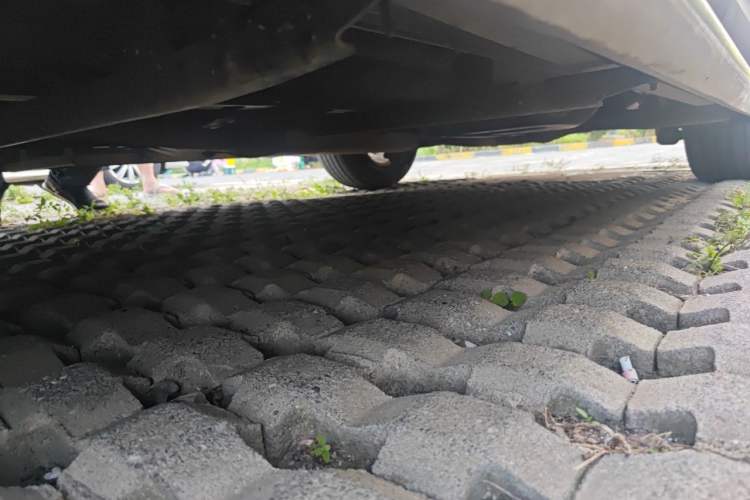 Used Hyundai Santa Fe  Chassis Front Left