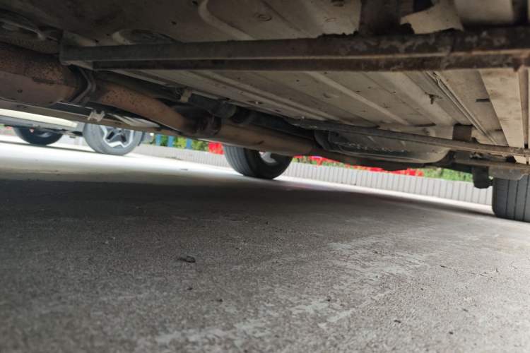 Used Hyundai Santa Fe 2013 2.0T Automatic All-Wheel Drive Top Trim Chassis Front Left
