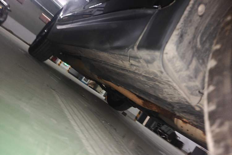 Used Hyundai Santa Fe 2013 2.4L Manual Two-Wheel Drive Comfort Version Chassis Front Right