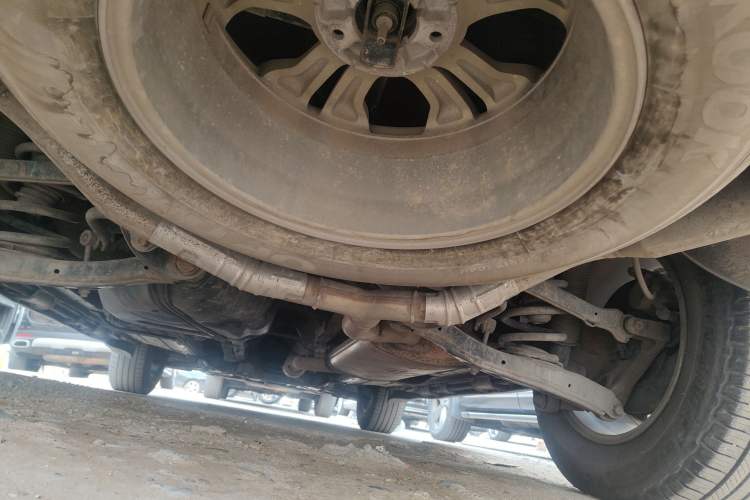 Used Hyundai Santa Fe 2013 2.4L Automatic Two-Wheel Drive Smart Version Chassis Rear