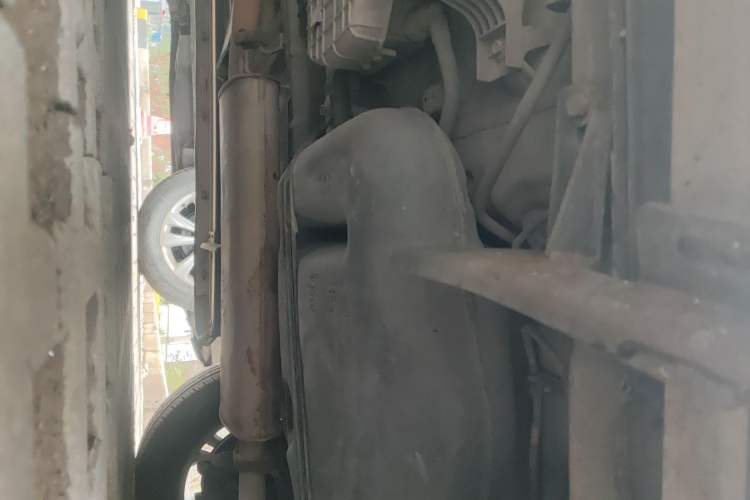 Used Hyundai Santa Fe 2013 2.4L Automatic Two-Wheel Drive Smart Version Chassis Rear Left