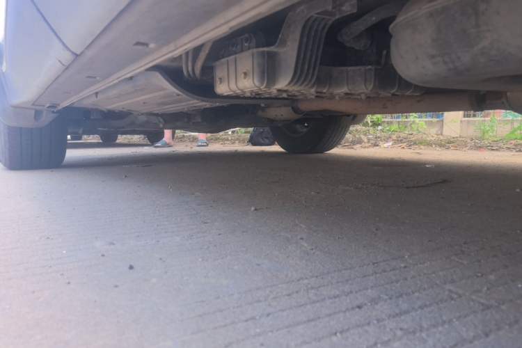 Used Hyundai Santa Fe 2013 2.4L Automatic Two-Wheel Drive Smart Version Chassis Rear Left