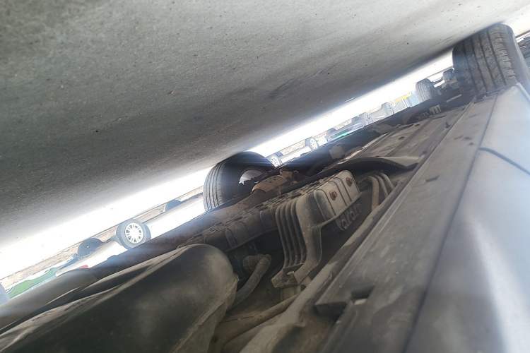 Used Hyundai Santa Fe 2013 2.4L Automatic 2WD Comfort Edition Chassis Rear Left