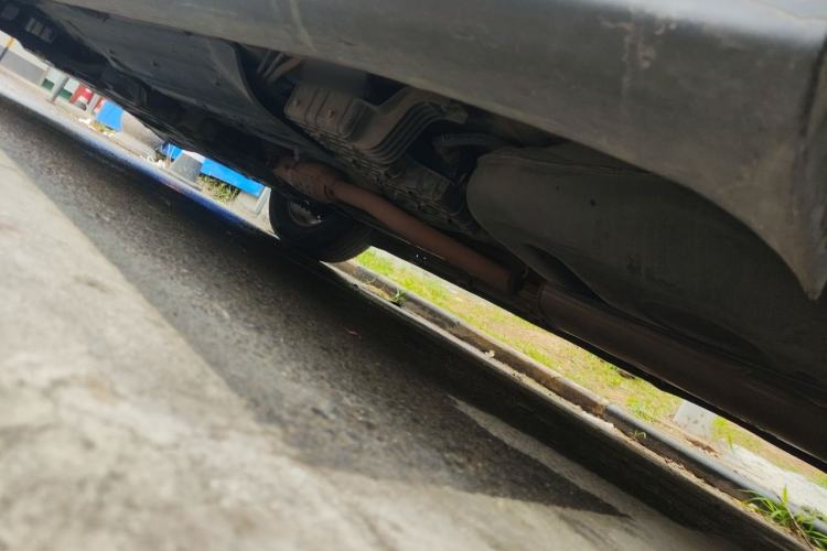 Used Hyundai Santa Fe 2013 2.4L Automatic Two-Wheel Drive Smart Version Chassis Rear Left