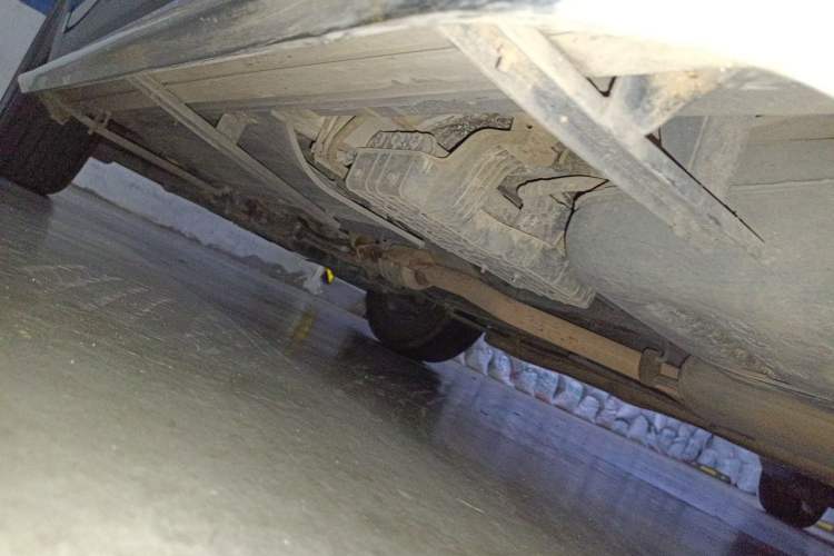 Used Hyundai Santa Fe 2013 2.4L Automatic Two-Wheel Drive Smart Version Chassis Rear Left