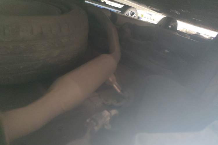 Used Hyundai Santa Fe 2013 2.4L Automatic Two-Wheel Drive Smart Version Chassis Rear Left
