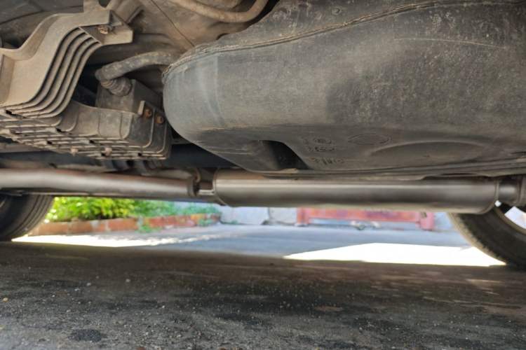 Used Hyundai Santa Fe 2013 2.0T Automatic All-Wheel Drive Top Trim Chassis Rear Left