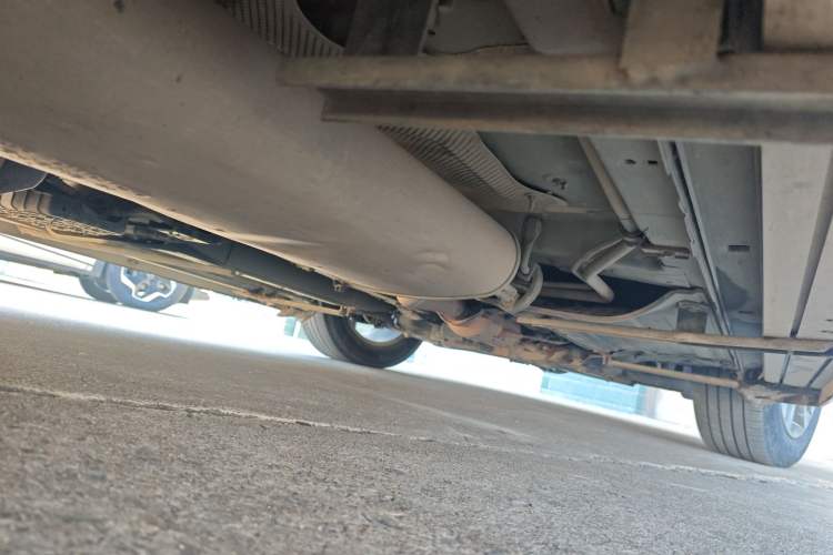 Used Hyundai Santa Fe 2013 2.0T Automatic All-Wheel Drive Top Trim Chassis Rear Right