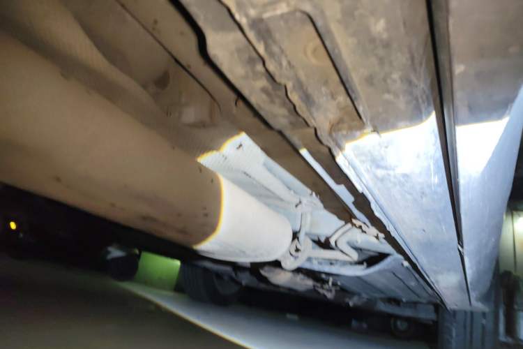 Used Hyundai Santa Fe 2013 2.0T Automatic All-Wheel Drive Top Trim Chassis Rear Right